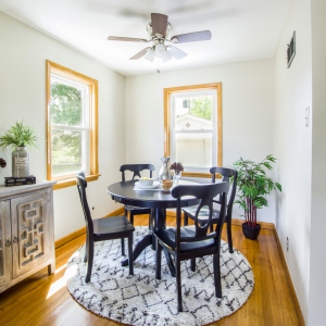 Dining Table & 4Chairs